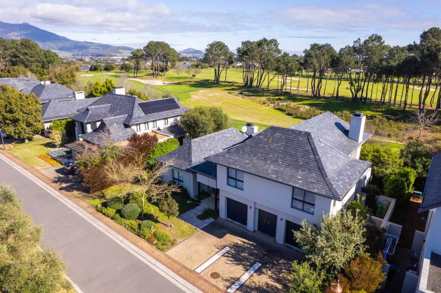 4 Bedroom Property for Sale in Pearl Valley at Val de Vie Western Cape